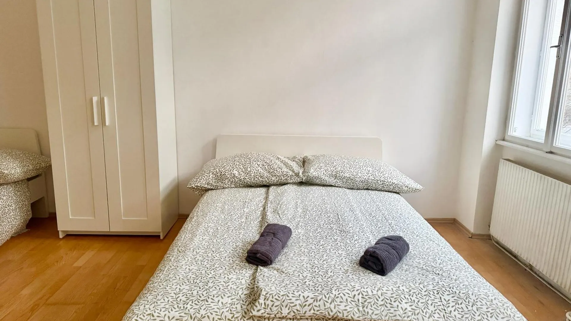 2 Bedroom Long-Term Central Apartment With Free Parking Vienne