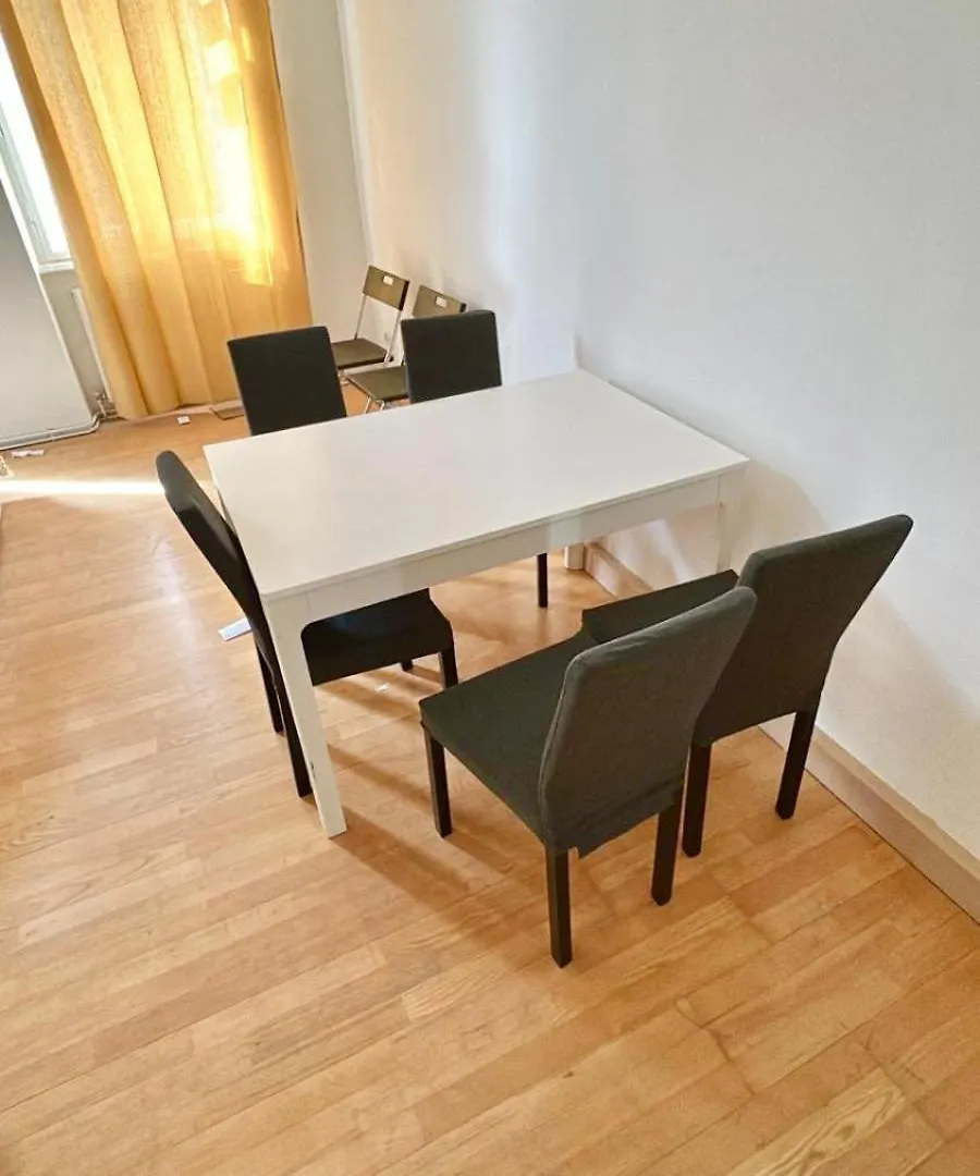 2 Bedroom Long-Term Central Apartment With Free Parking Vienne 0*,  Autriche
